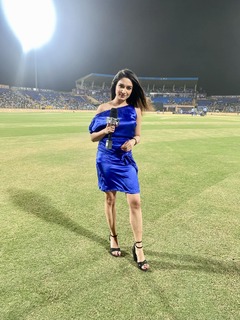 Shefali Bagga feet photo 11