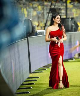 Shefali Bagga feet photo 7