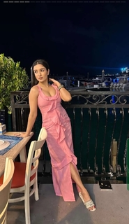 Shefali Bagga feet photo 12