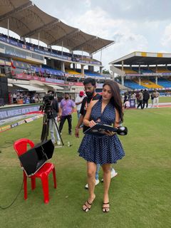 Shefali Bagga feet photo 3