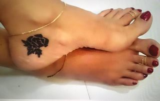 Shefali Shah feet photo 15