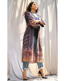 Shefali Shah feet photo 17