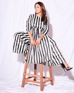 Shefali Shah feet photo 8