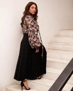 Shefali Shah feet photo 2