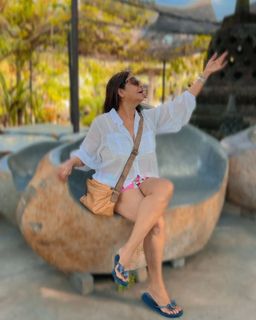 Shefali Shah feet photo 3