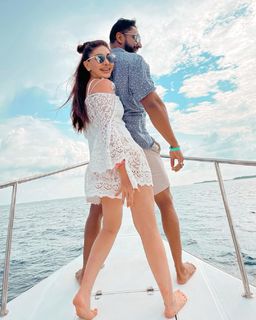 Shefali Zariwala feet photo thumbnail