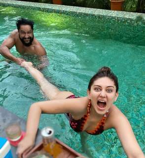 Shefali Zariwala feet photo thumbnail