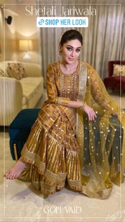 Shefali Zariwala feet photo thumbnail