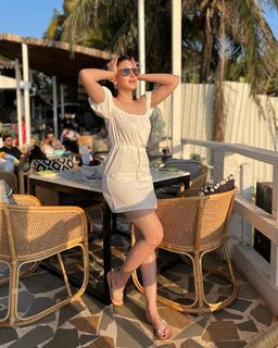 Shefali Zariwala feet photo thumbnail
