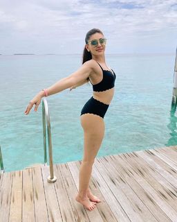 Shefali Zariwala feet photo thumbnail