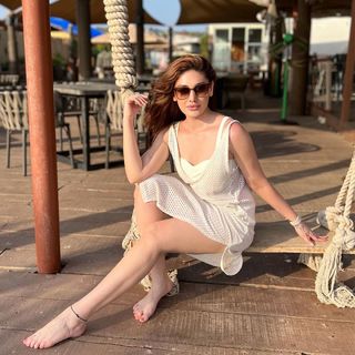 Shefali Zariwala feet photo thumbnail