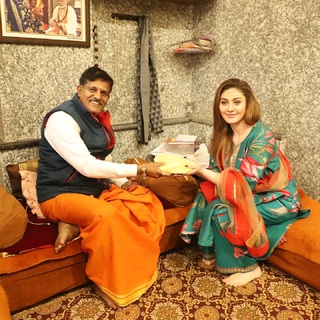 Shefali Zariwala feet photo thumbnail