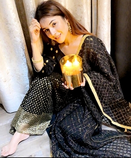 Shehnaaz Gill feet photo 18
