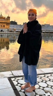 Shehnaaz Gill feet photo 15