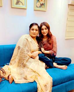 Shehnaaz Gill feet photo 10