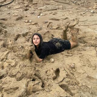 Shehnaaz Gill feet photo 11
