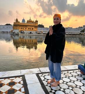 Shehnaaz Gill feet photo 9