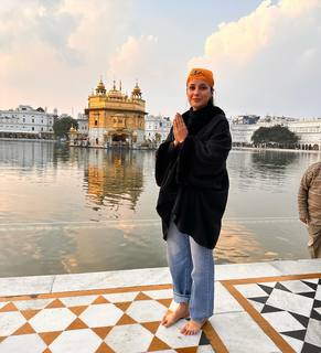 Shehnaaz Gill feet photo 8