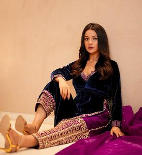 Shehnaaz Gill feet photo 1