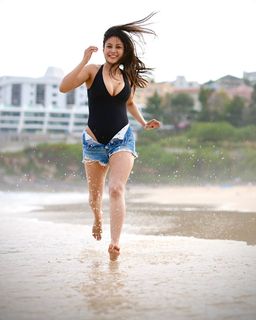 Shehnaaz Gill feet photo 5