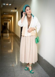 Sheida Yousefi feet photo 20
