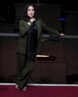 Sheida Yousefi feet photo 3