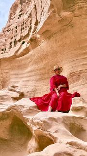 Sheida Yousefi feet photo 18