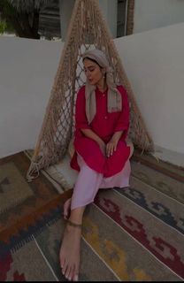 Sheida Yousefi feet photo 11