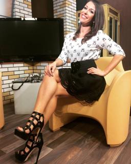Sheila Capriolo feet photo thumbnail