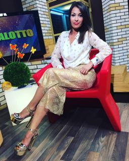 Sheila Capriolo feet photo thumbnail