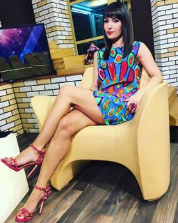 Sheila Capriolo feet photo thumbnail