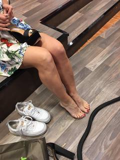 Sheila Capriolo feet photo thumbnail