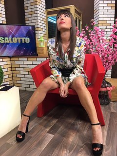 Sheila Capriolo feet photo thumbnail