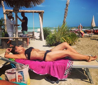 Sheila Capriolo feet photo thumbnail