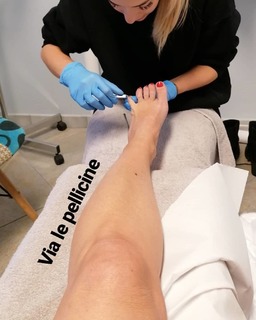 Sheila Capriolo feet photo thumbnail