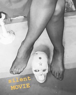 Sheila Capriolo feet photo thumbnail