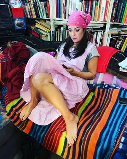 Sheila Capriolo feet photo thumbnail