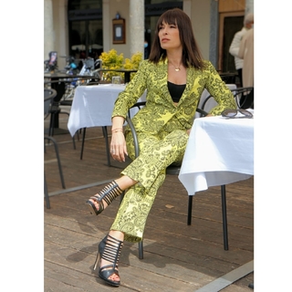 Sheila Capriolo feet photo thumbnail