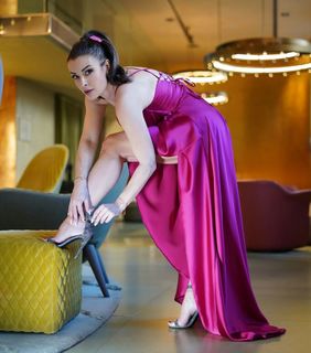 Sheila Capriolo feet photo thumbnail