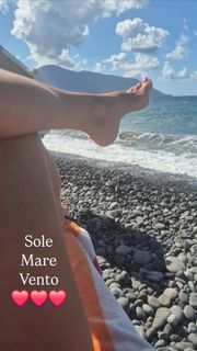 Sheila Capriolo feet photo thumbnail