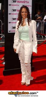 Sheila E. feet photo 15