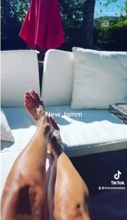 Sheila E. feet photo 17