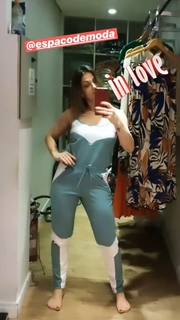 Sheila Mello feet photo 3