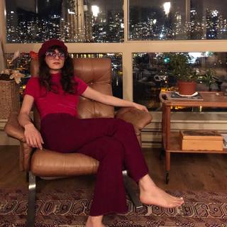 Sheila Vand feet photo 2