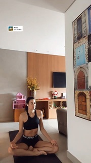 Sheilla Castro feet photo thumbnail