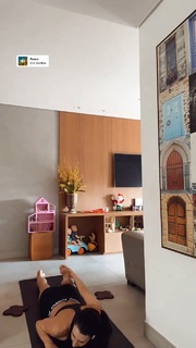 Sheilla Castro feet photo thumbnail