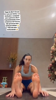 Sheilla Castro feet photo thumbnail