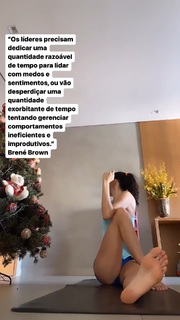 Sheilla Castro feet photo thumbnail