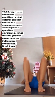 Sheilla Castro feet photo thumbnail