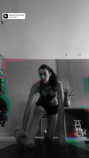 Sheilla Castro feet photo thumbnail